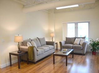 1139 Post Rd APT 2A, Fairfield, CT 06824