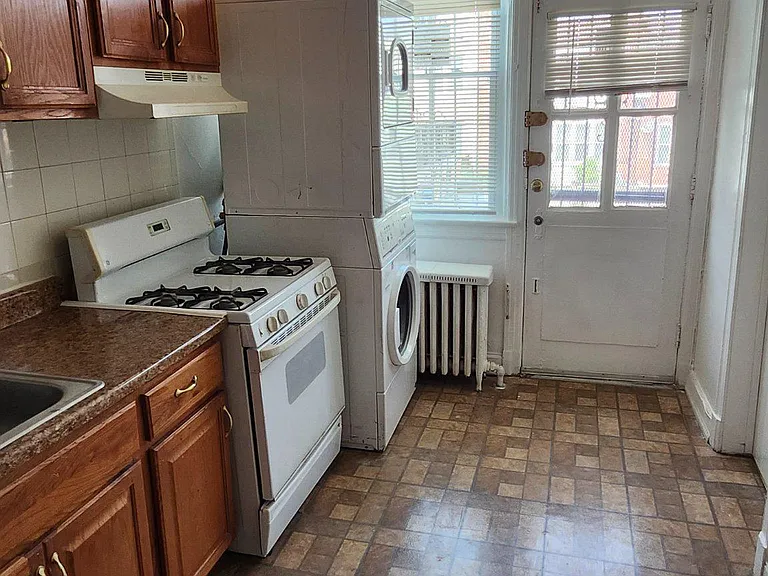 449 Manor Pl NW #1 — Photo 6