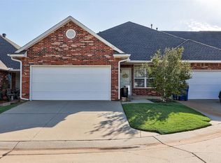504 N Russell Ter, Mustang, OK 73064