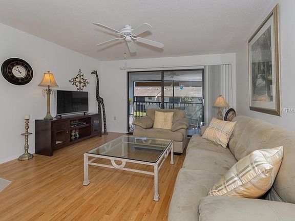 5th image of 375 Three Lakes Ln Unit H