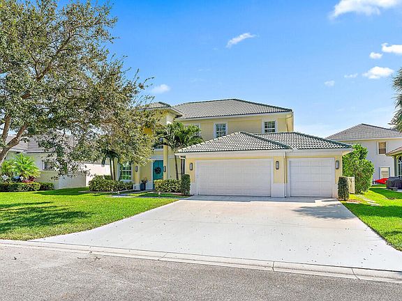 2nd image of 508 S Cocoplum Drive
