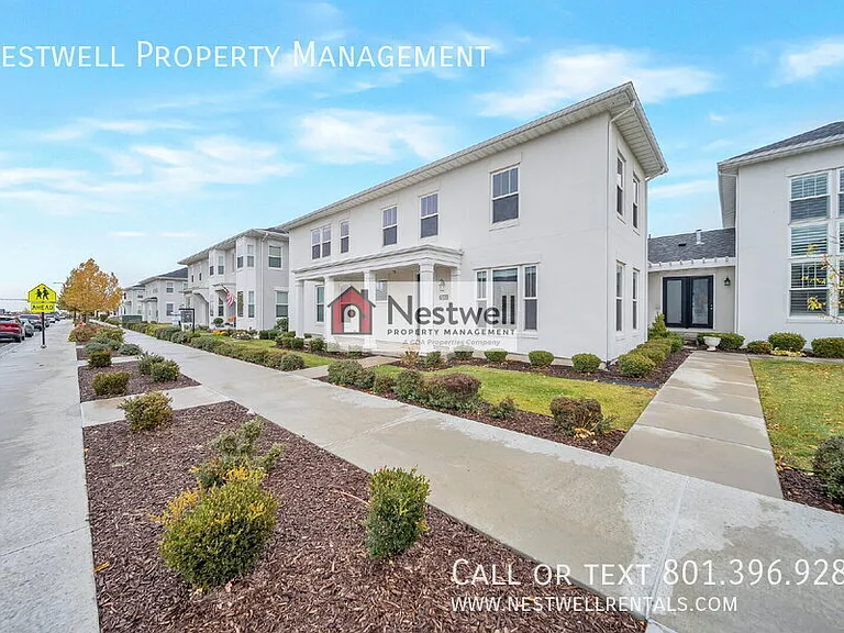 5247 W South Jordan Pkwy — Photo 2