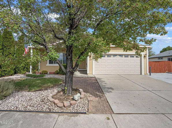 18197 Almondleaf Ct, Reno, NV 89508