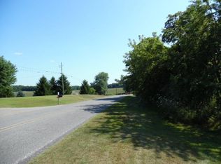 6 Atwood Rd, Dowagiac, MI 49047