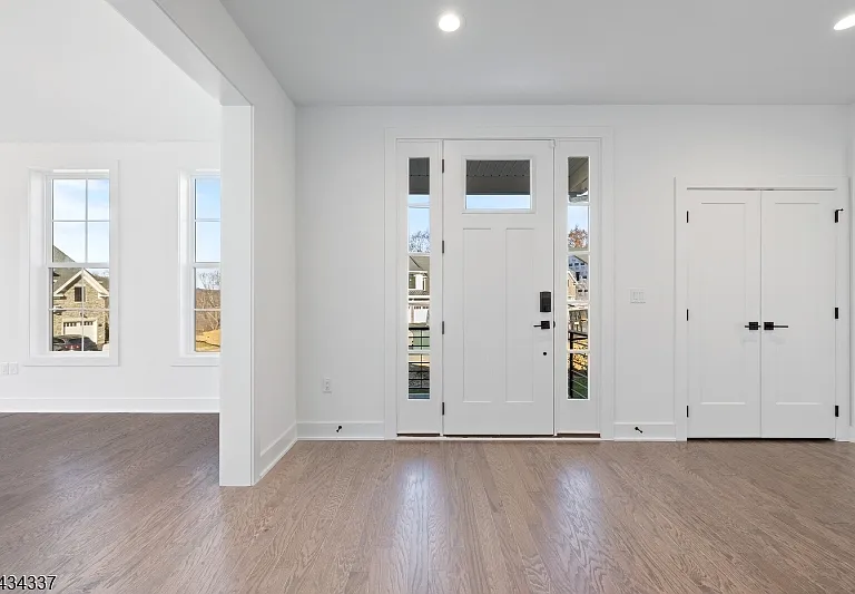 45 Swenson St — Photo 5