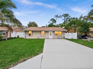 12068 Sitterley St, Naples, FL 34113