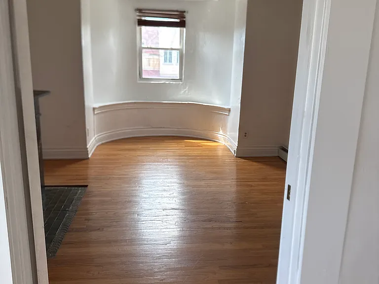 3602 Dawson St #4 — Photo 2