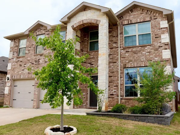 5617 Rio Rd, Roanoke, TX 76208