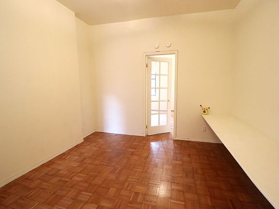 3rd image of 304 W 21st St #2C