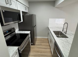 15122 Southpointe Dr APT 104, Sterling Heights, MI 48313