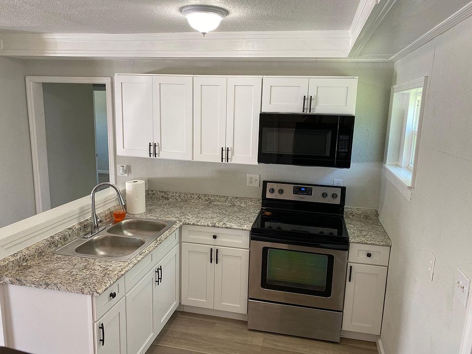 1st image of 5718 Knollwood Dr