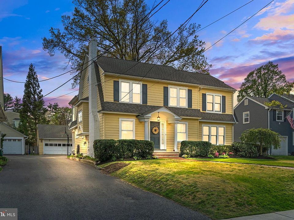 1st image of 272 Jefferson Ave