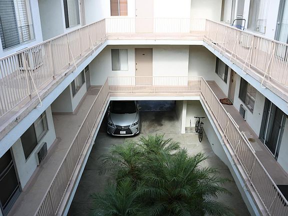 3rd image of 1041 S Corning St APT 201