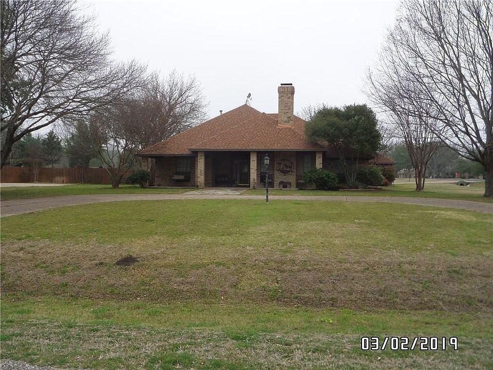 1st image of 419 Victorian Dr