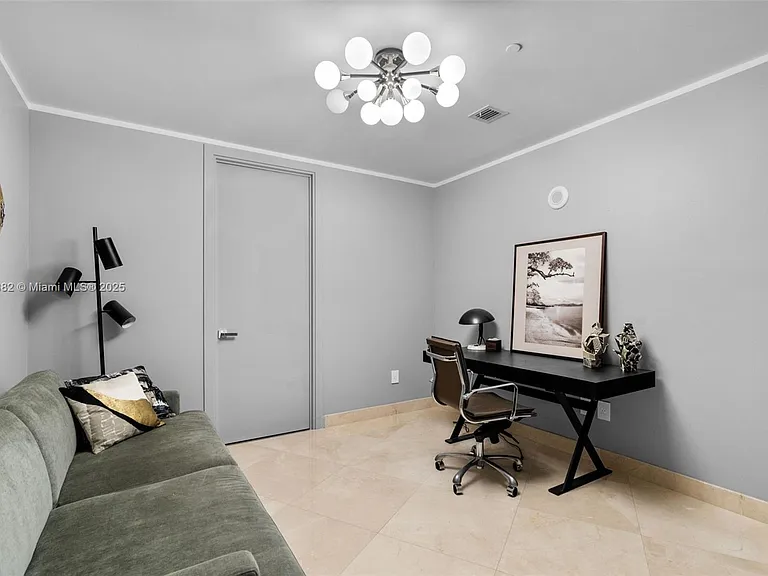 16001 Collins Ave #907 — Photo 7