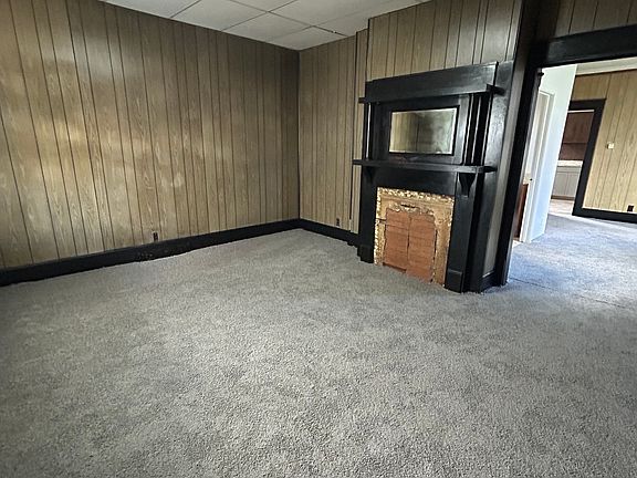 3rd image of 447 Spangler Dr