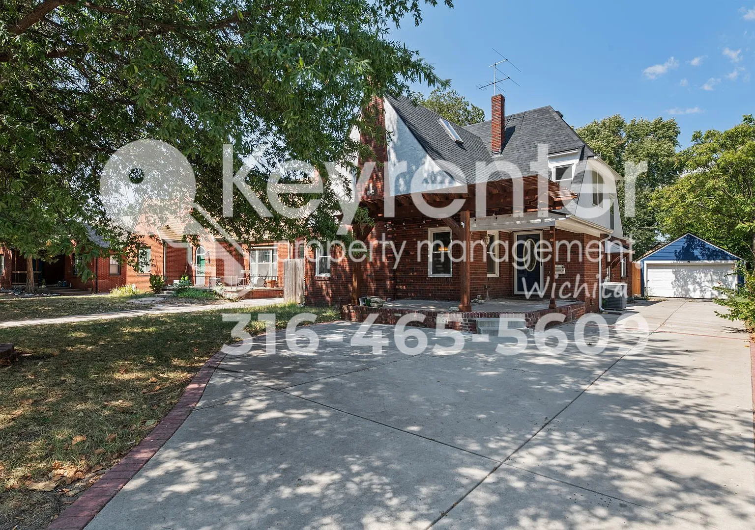 Spacious 4-Bedroom Home with Character, Basement & Detached Garage — Photo 1