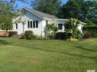 126 Maple St S, Lake Grove, NY 11755