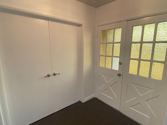 4th image of 1708 W Alameda Ave #A1
