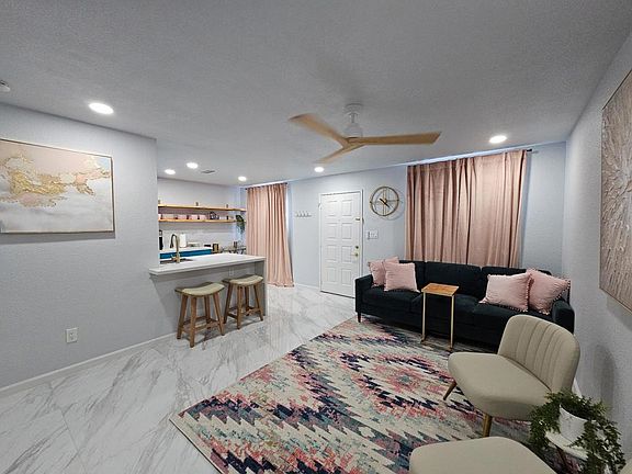 5th image of 82859 Davis St