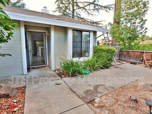 3rd image of 7400 Deltawind Dr