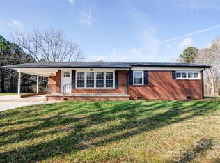 2822 Bettis Rd, Grover, NC 28073