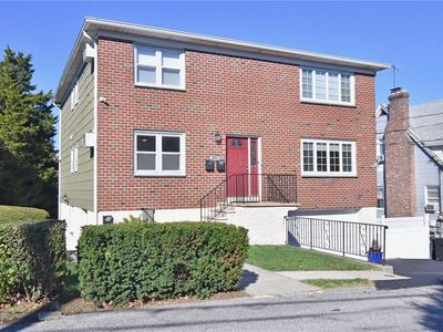221 Bennett Avenue, Yonkers, NY, 10701
