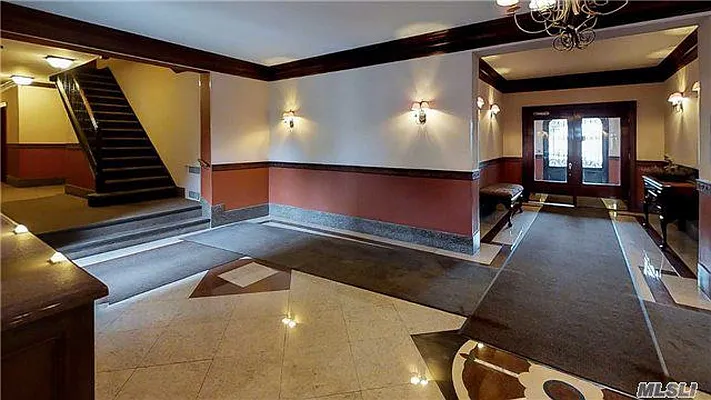 Sold by Prime Realty | media 5