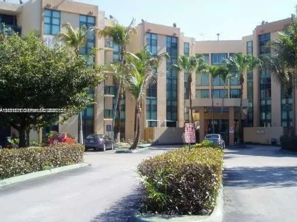 2075 SW 122nd Ave APT 404, Miami, FL 33175