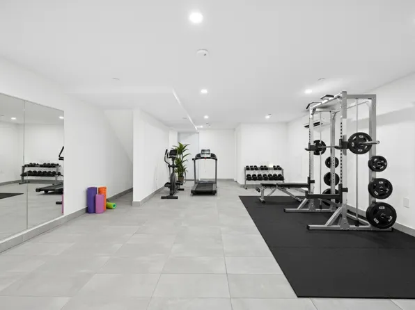 952a Greene Avenue image 27 of 28