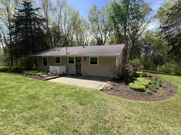 W10892 County Road V, Lodi, WI 53555