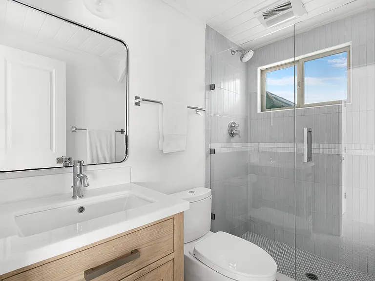31671 Sea Level Dr — Photo 19