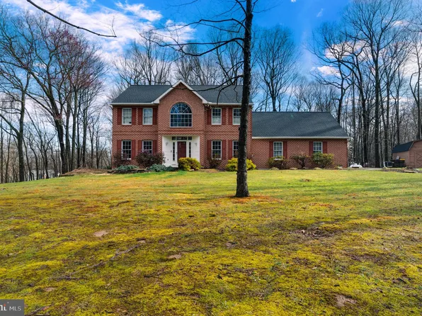 20 Ridge Dr, Fleetwood, PA 19522