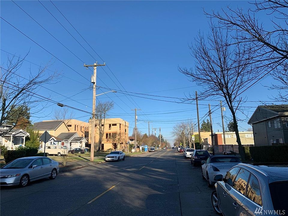 2nd image of 8844 9th Ave SW