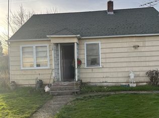 328 Fossholm St NE, Silverton, OR 97381