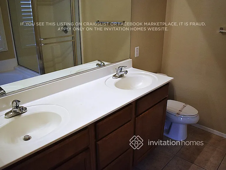309 S 117th Dr — Photo 7