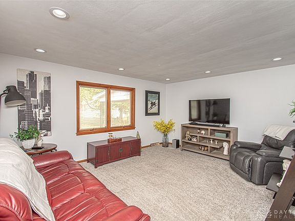 5th image of 4904 Hickory Woods Trl