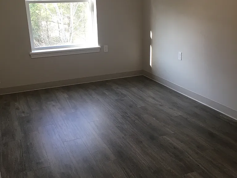 Davis Ridge Apartments — Photo 9