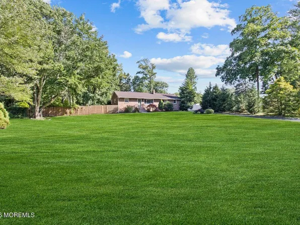 687 Hopping Road, Belford, NJ 07718