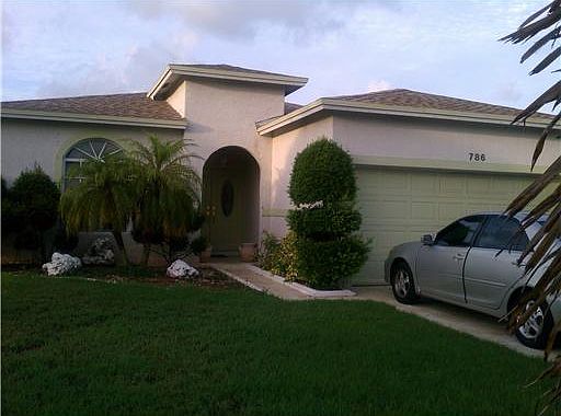 1st image of 786 NW 16th Pl