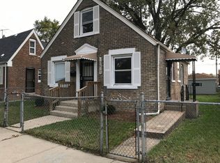 10217 S Hoxie Ave, Chicago, IL 60617