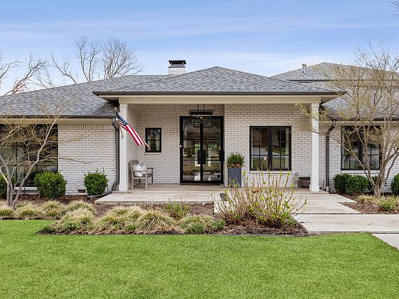 2nd image of 7114 Azalea Ln