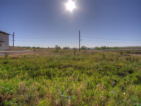 3rd image of 8682 S Wadsworth Ct