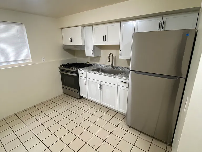 96 Otis St #14 — Photo 2