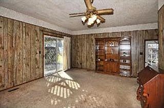 4th image of 2045 Nimitz Dr