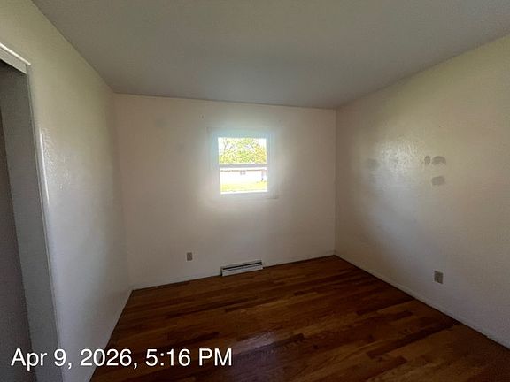 3rd image of 501 Country Club Ln