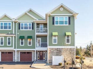 5 Chaz Way #5, Fairfield, NJ 07004