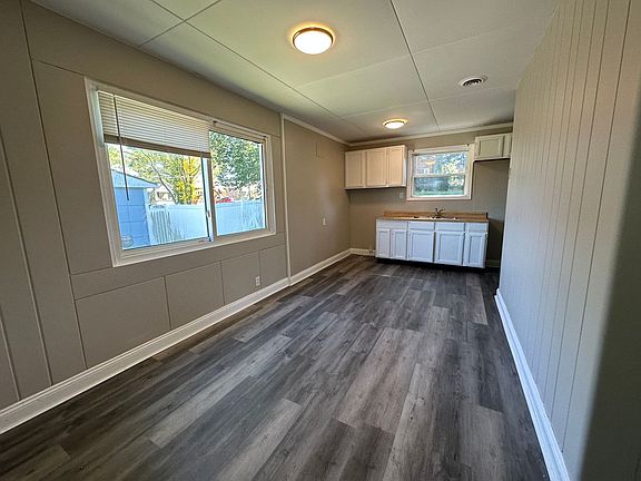4th image of 6906 Woodrow Ave