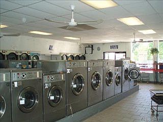 4th image of 170 Center Ln