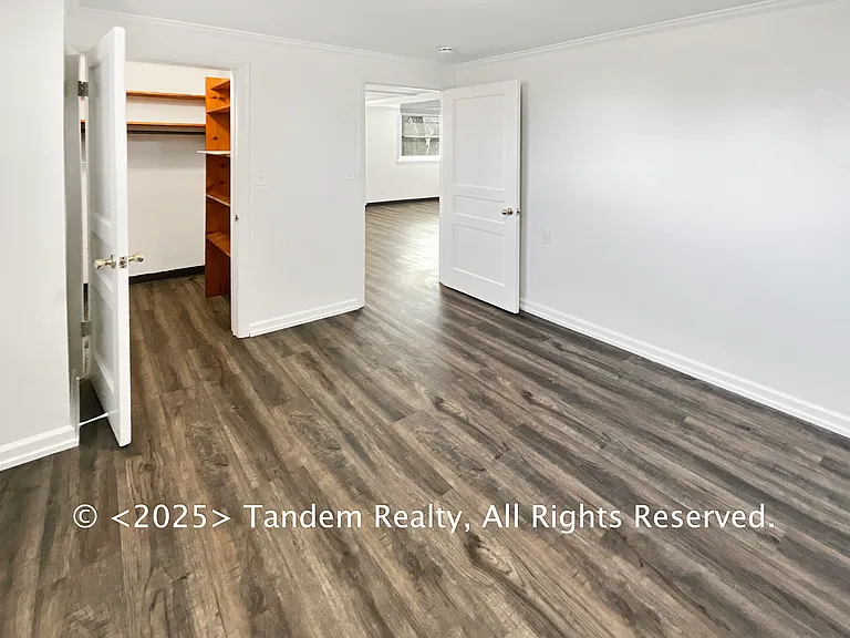 5049 Brevity Ln #5049 — Photo 16